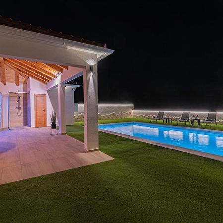 فيلا Casa Del Sol Dubrava  المظهر الخارجي الصورة