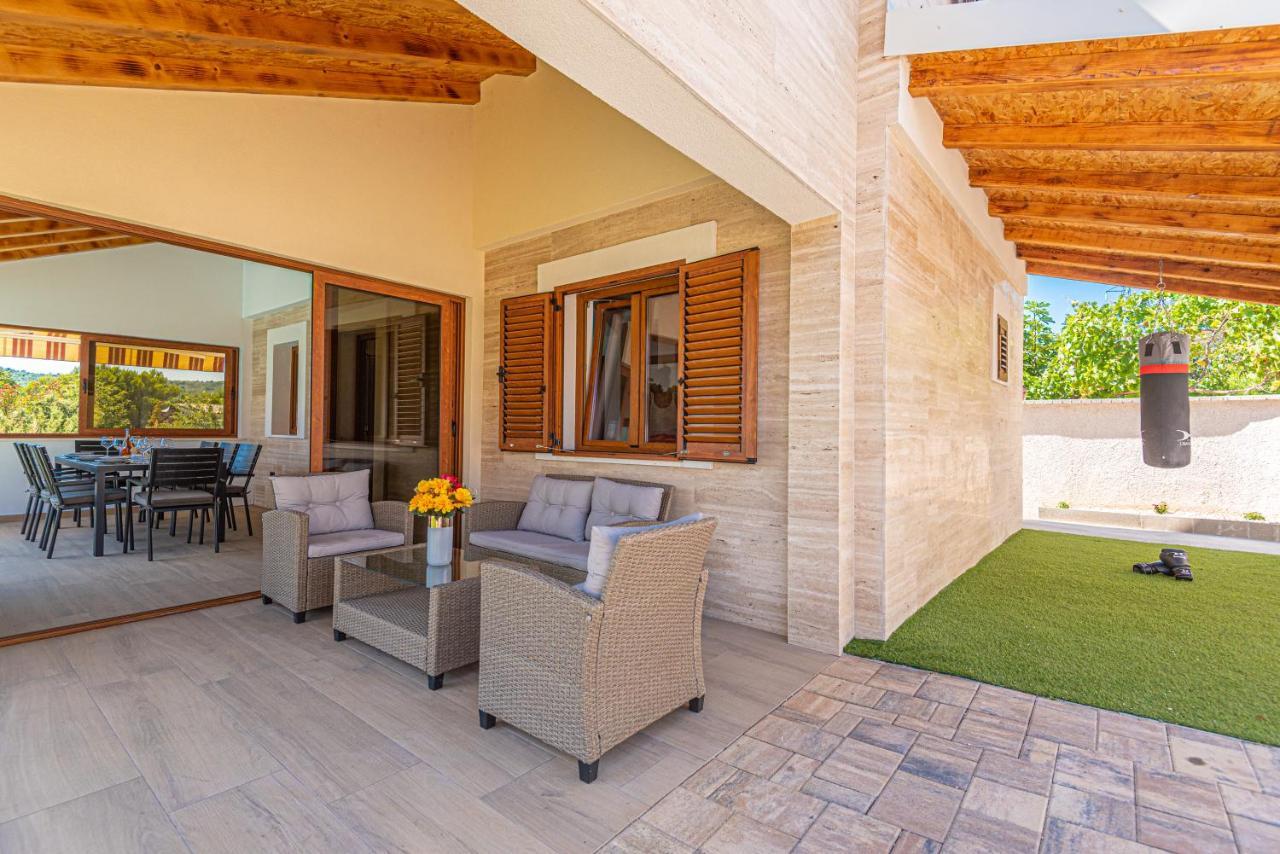 فيلا Casa Del Sol Dubrava  المظهر الخارجي الصورة