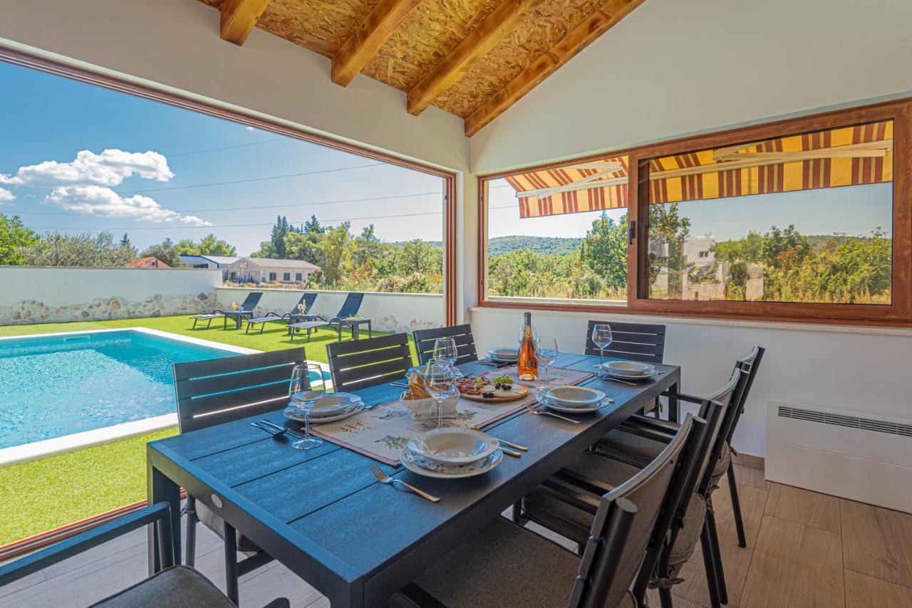 فيلا Casa Del Sol Dubrava  المظهر الخارجي الصورة