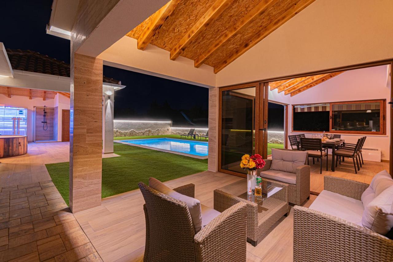 فيلا Casa Del Sol Dubrava  المظهر الخارجي الصورة